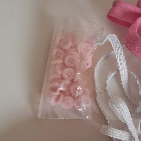 Sewing Bundle - Ribbon and Buttons - Picture 6 of 12